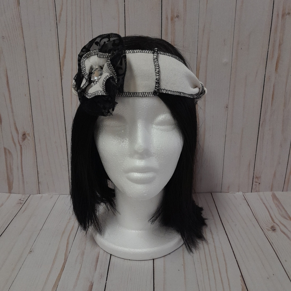 Handmade Women's Cream Color Headband NWT Size:OS